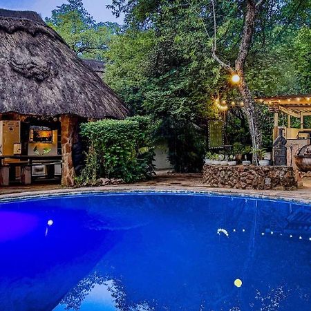 Victoria Falls Backpackers Lodge- Camp Sites Zewnętrze zdjęcie