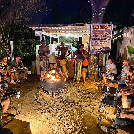 Victoria Falls Backpackers Lodge- Camp Sites Zewnętrze zdjęcie