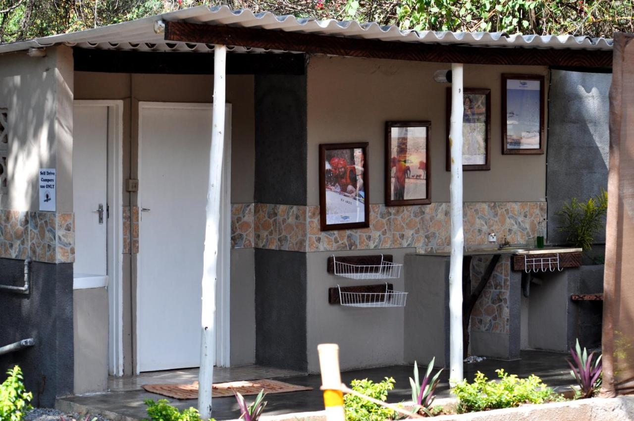 Victoria Falls Backpackers Lodge- Camp Sites Zewnętrze zdjęcie