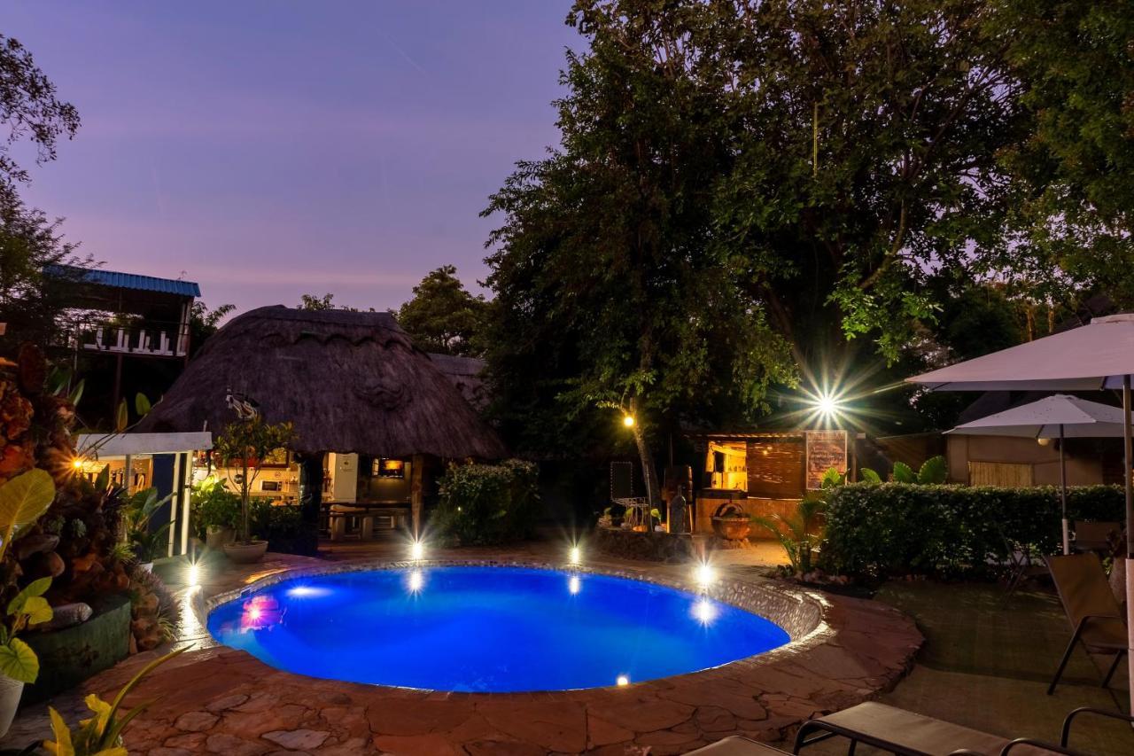 Victoria Falls Backpackers Lodge- Camp Sites Zewnętrze zdjęcie
